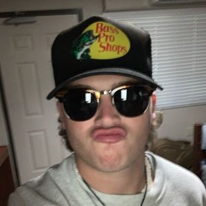 Meet your Posher, Noah